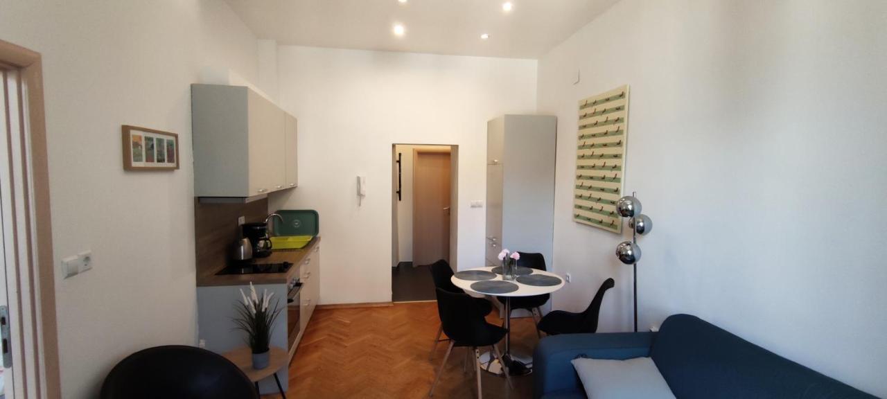 Apartment Milani With Private Garage Οπατία Εξωτερικό φωτογραφία